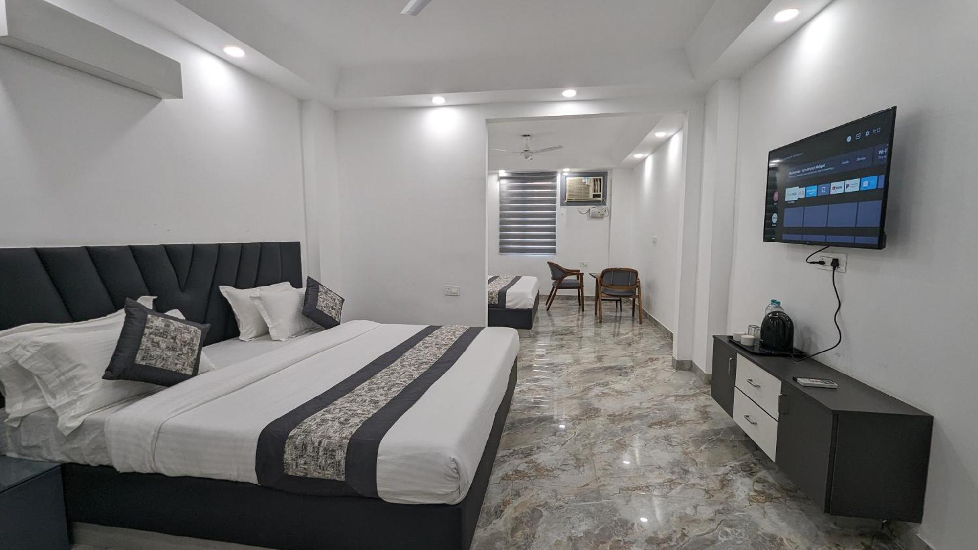 Hotel Green Vegas Faridabad Eksteriør bilde